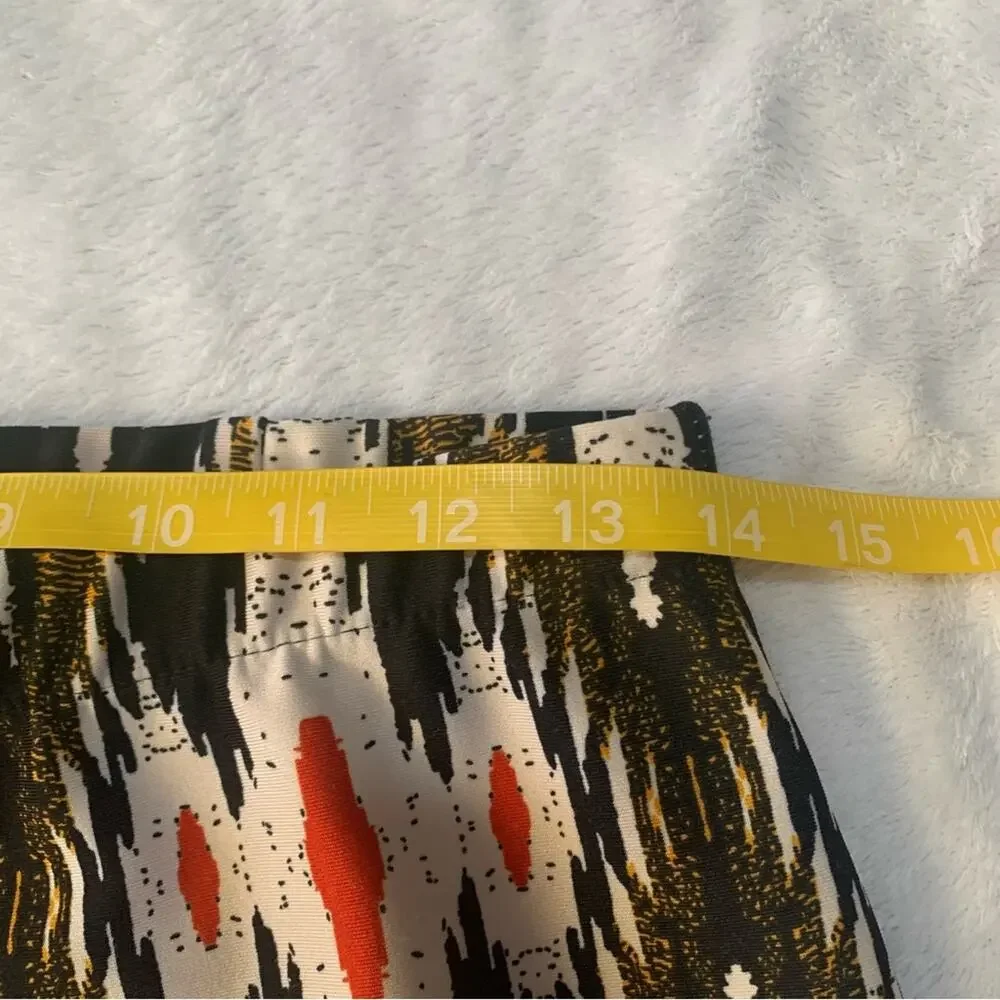 Maeve women's medium pattern knee length skirt Anthropologie black red print